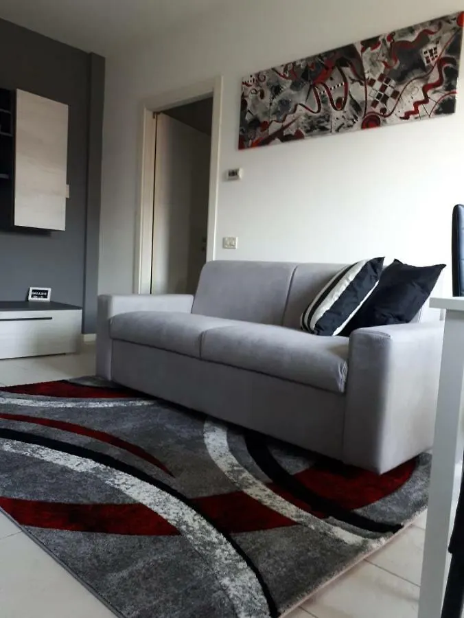 My Home Apartment Mira Italy
